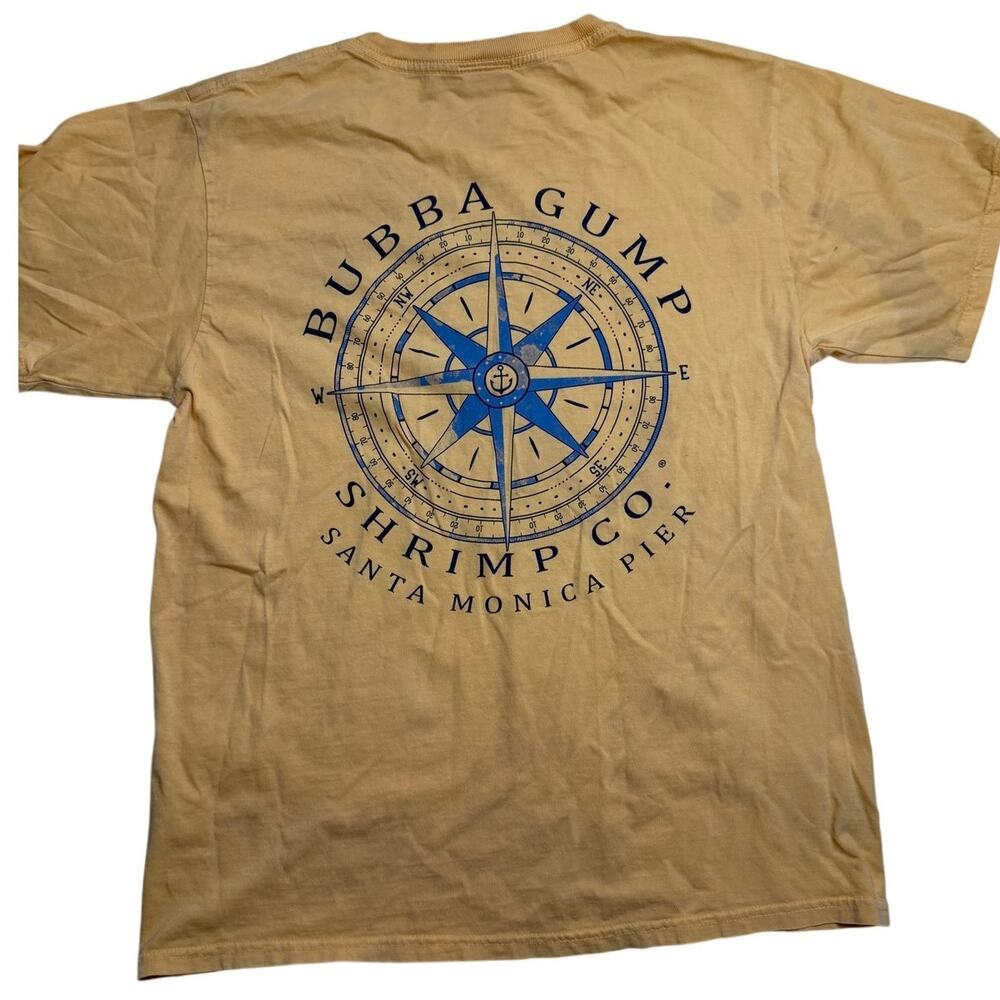 BLUE 84 Bubba Gump Shrimp Co. Santa Monica T-Shirt Size Small Yellow